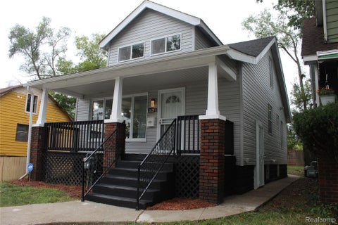 Photo for 16201 Lilac Street
