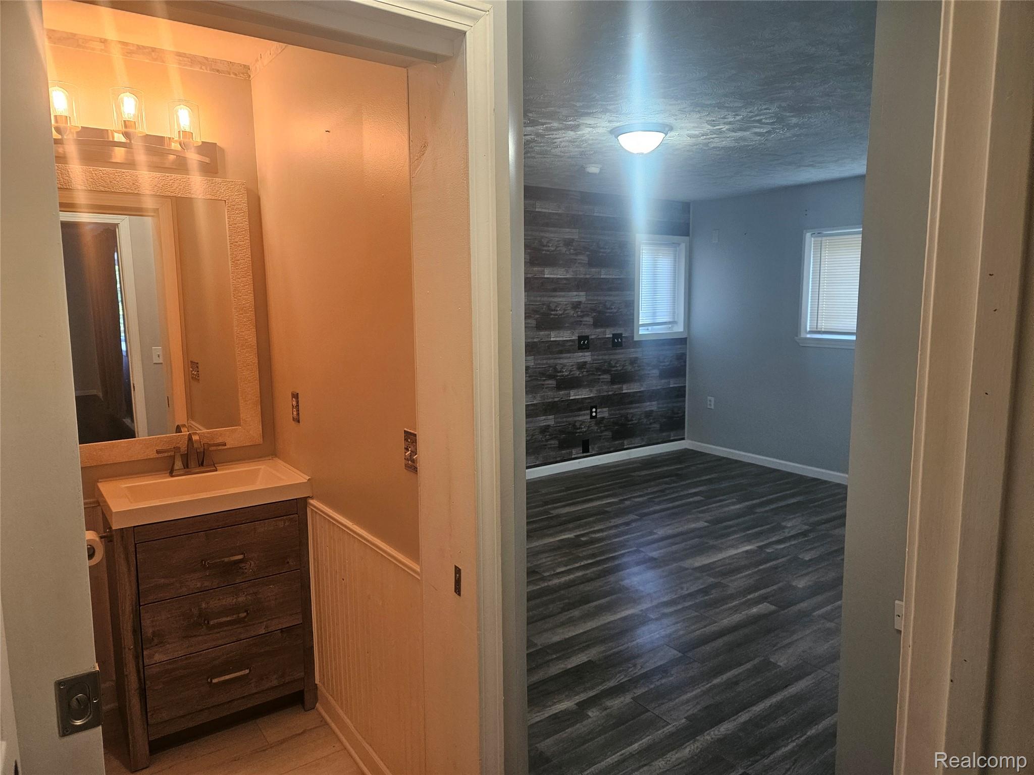 15112 Blueberry Drive