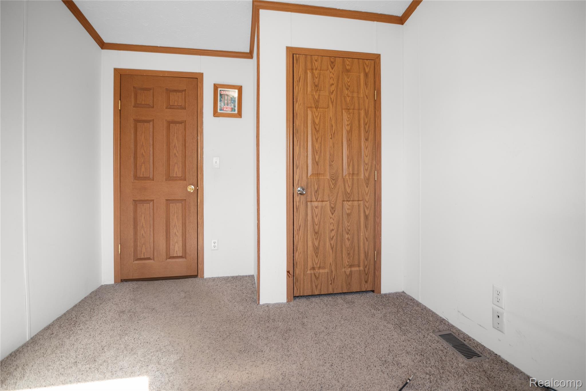 New Boston, Michigan 48164, United States, 3 Bedrooms Bedrooms, ,2 BathroomsBathrooms,Residential,Active,248911