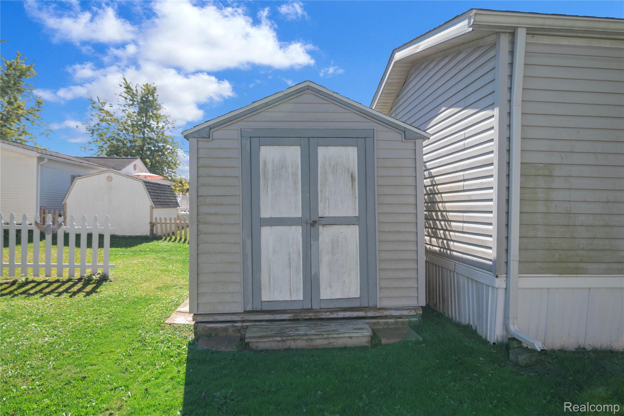 New Boston, Michigan 48164, United States, 3 Bedrooms Bedrooms, ,2 BathroomsBathrooms,Residential,Active,248911