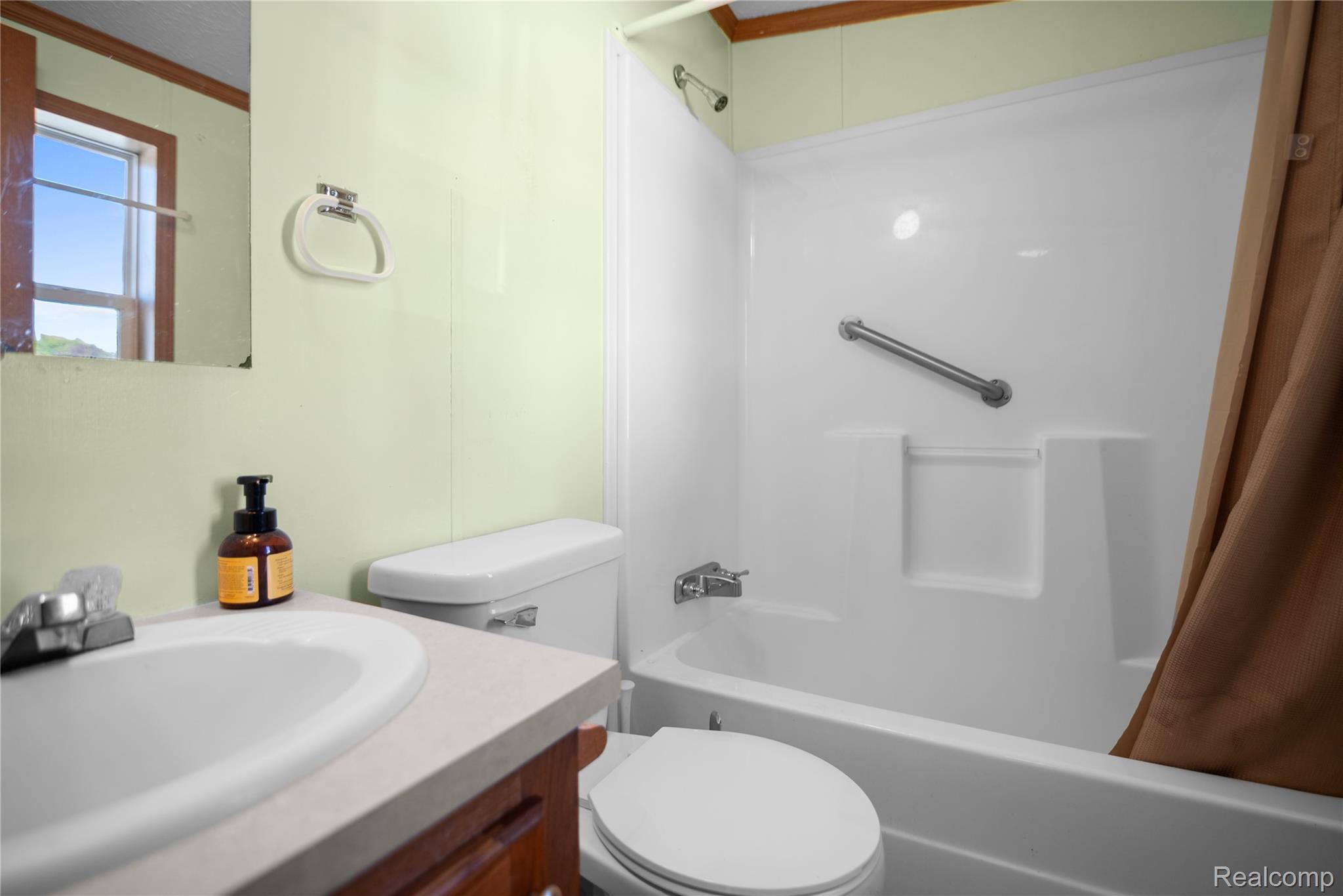 New Boston, Michigan 48164, United States, 3 Bedrooms Bedrooms, ,2 BathroomsBathrooms,Residential,Active,248911