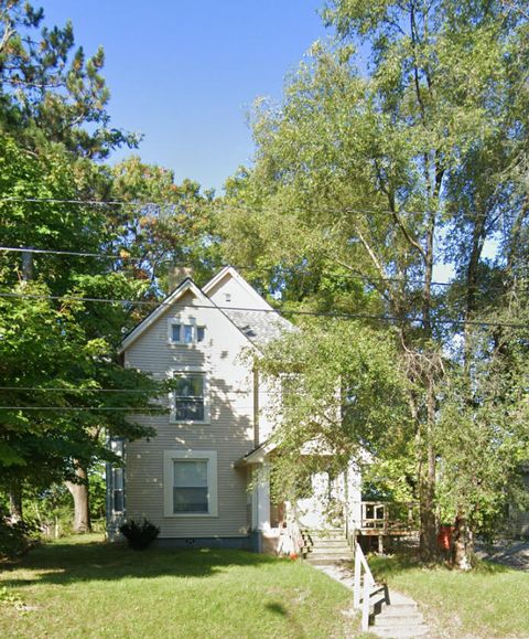 468 Colfax Avenue Benton Harbor City MI 49022