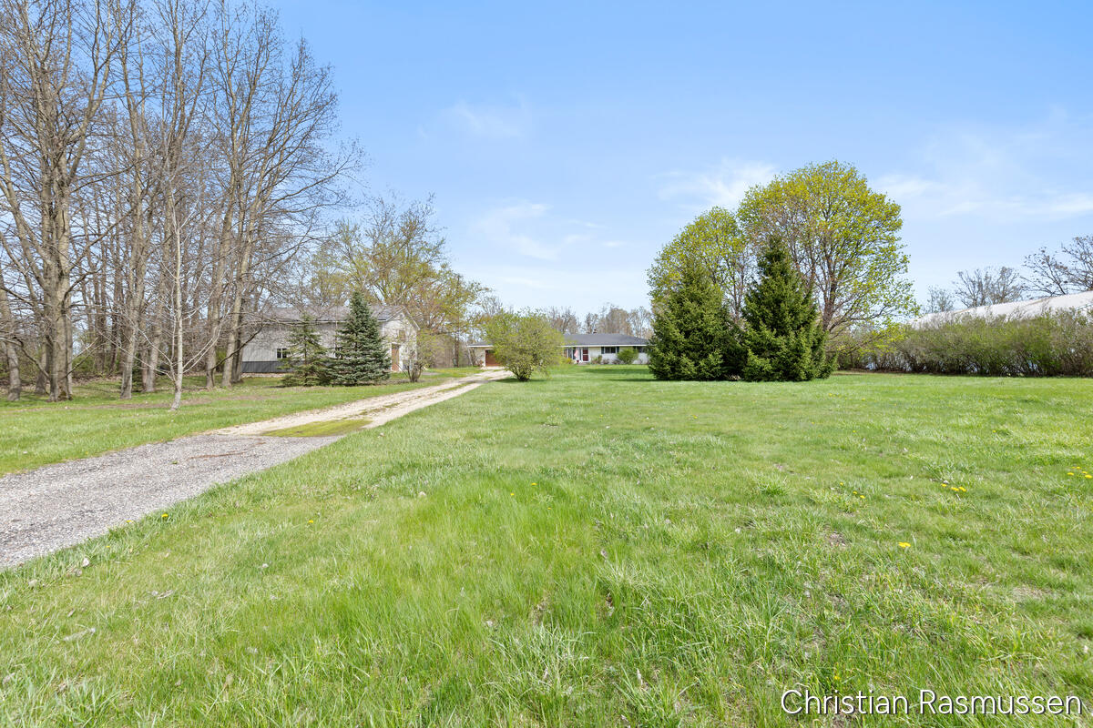 7208 W Dickerson Lake Road