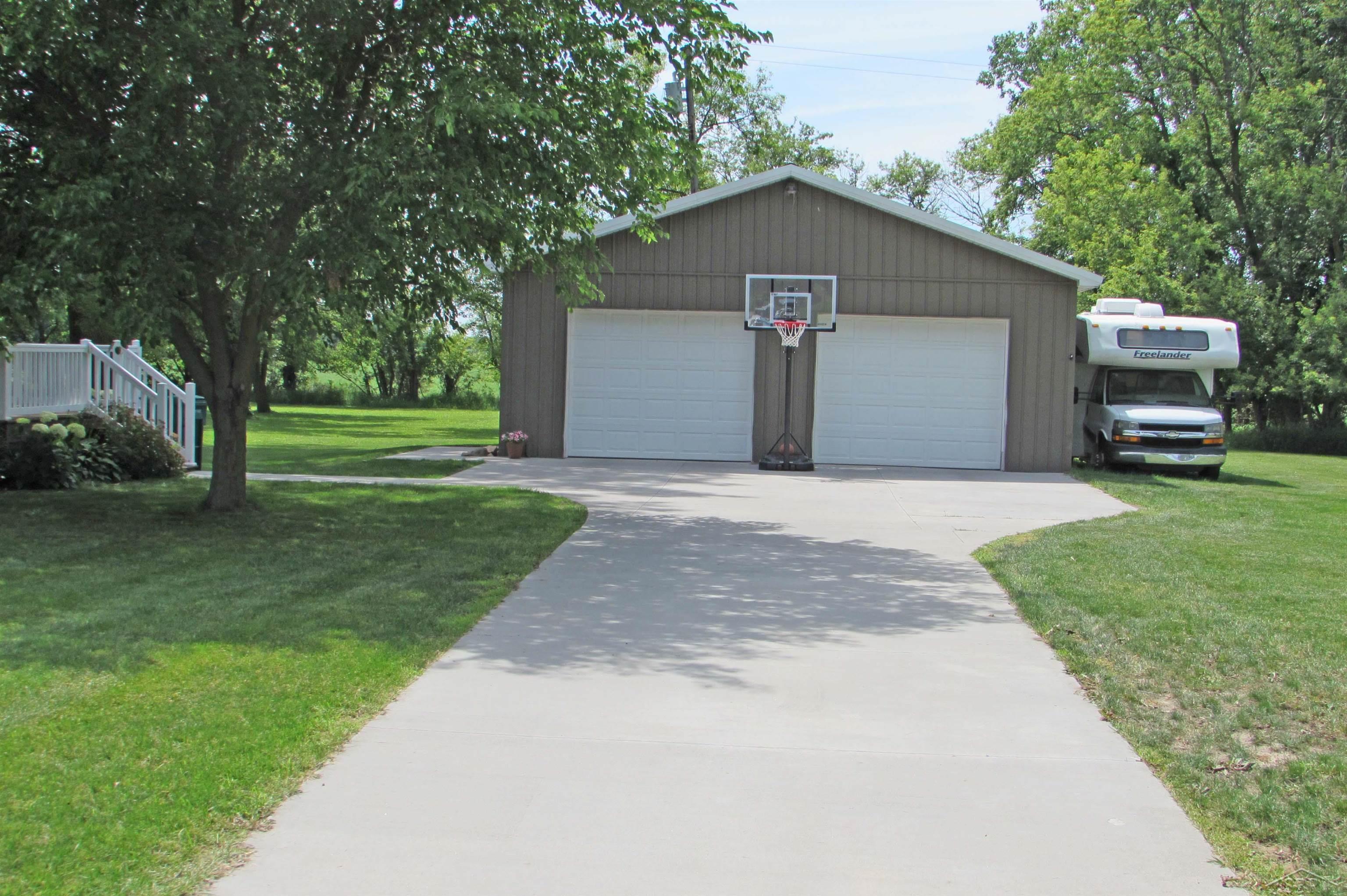 834 S Dietz Road