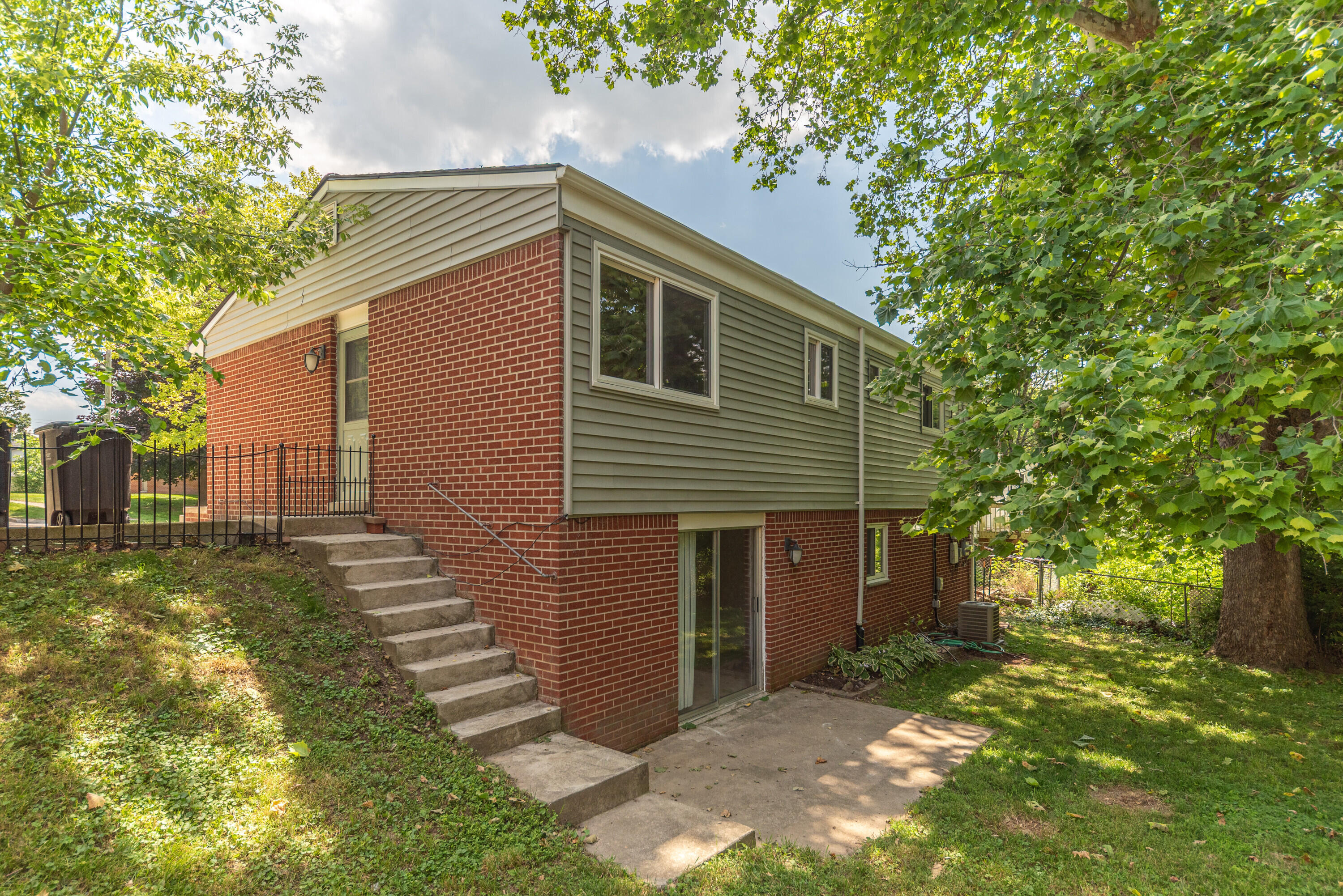 603 Manor Drive