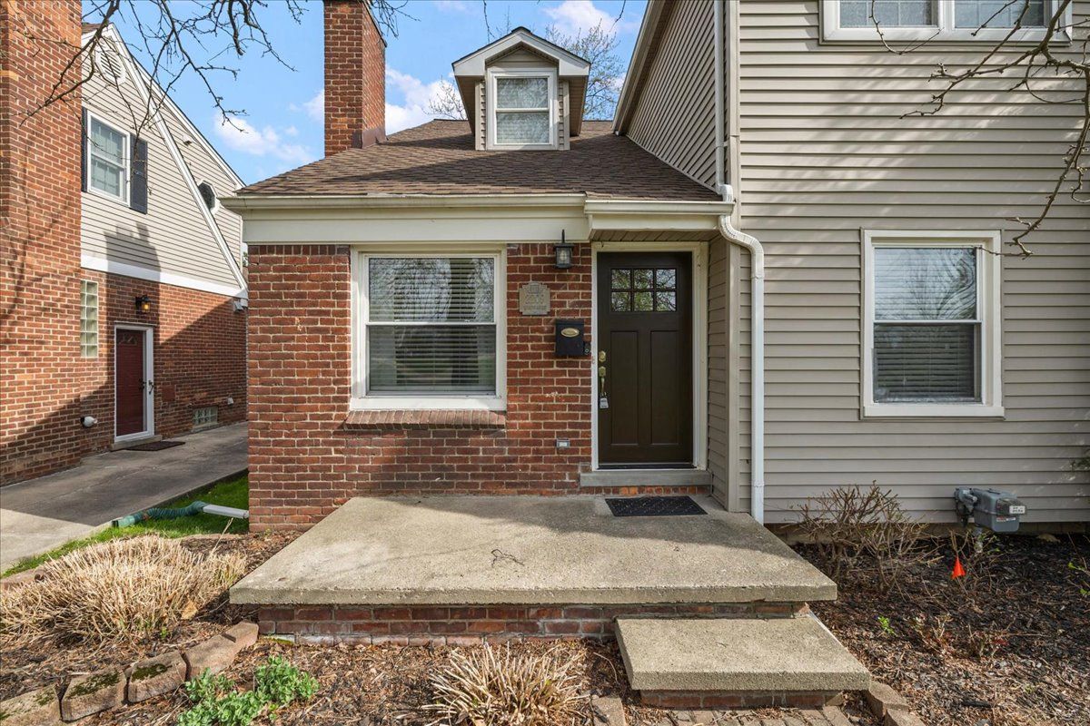 2209 Windemere Road
