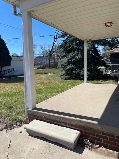 Tiny photo for 8546 Darlene Street, Warren City, MI 48093 (MLS # 58050203248)