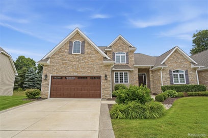 66 Fox Hollow Drive Lapeer City MI 48455