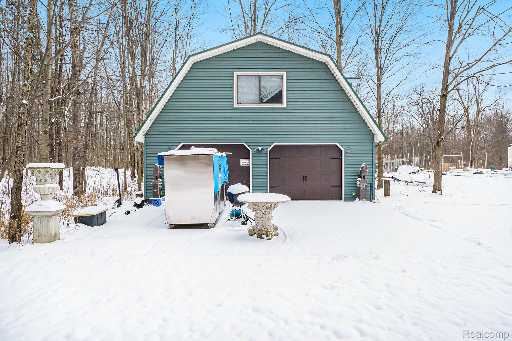 4661 S SHERIDAN Road