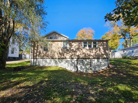 Tiny photo for 38 Mead Street, Hillsdale City, MI 49242 (MLS # 53026055775)