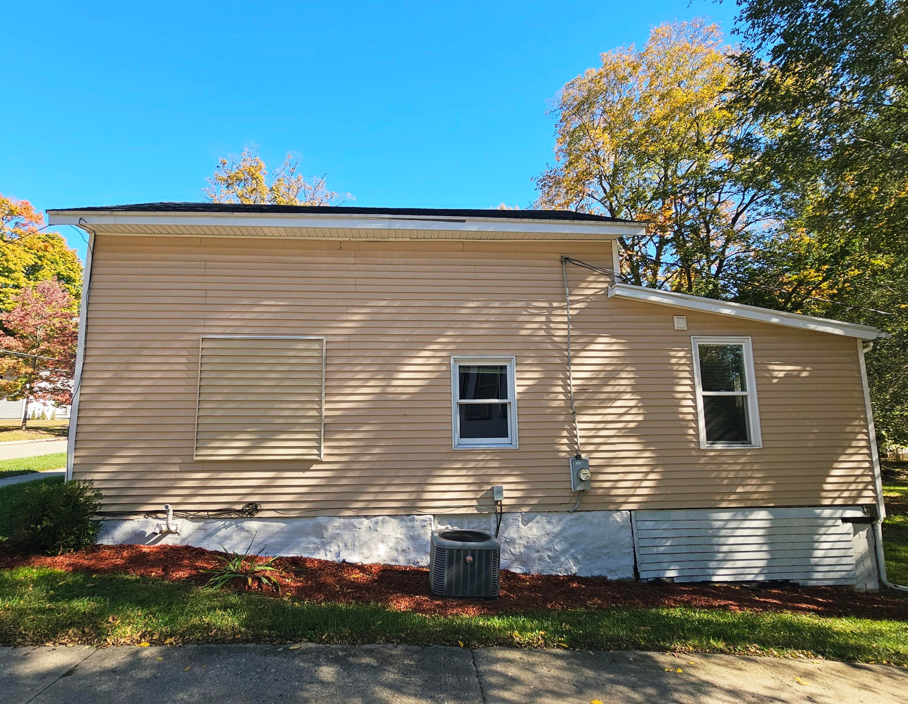 38 Mead Street