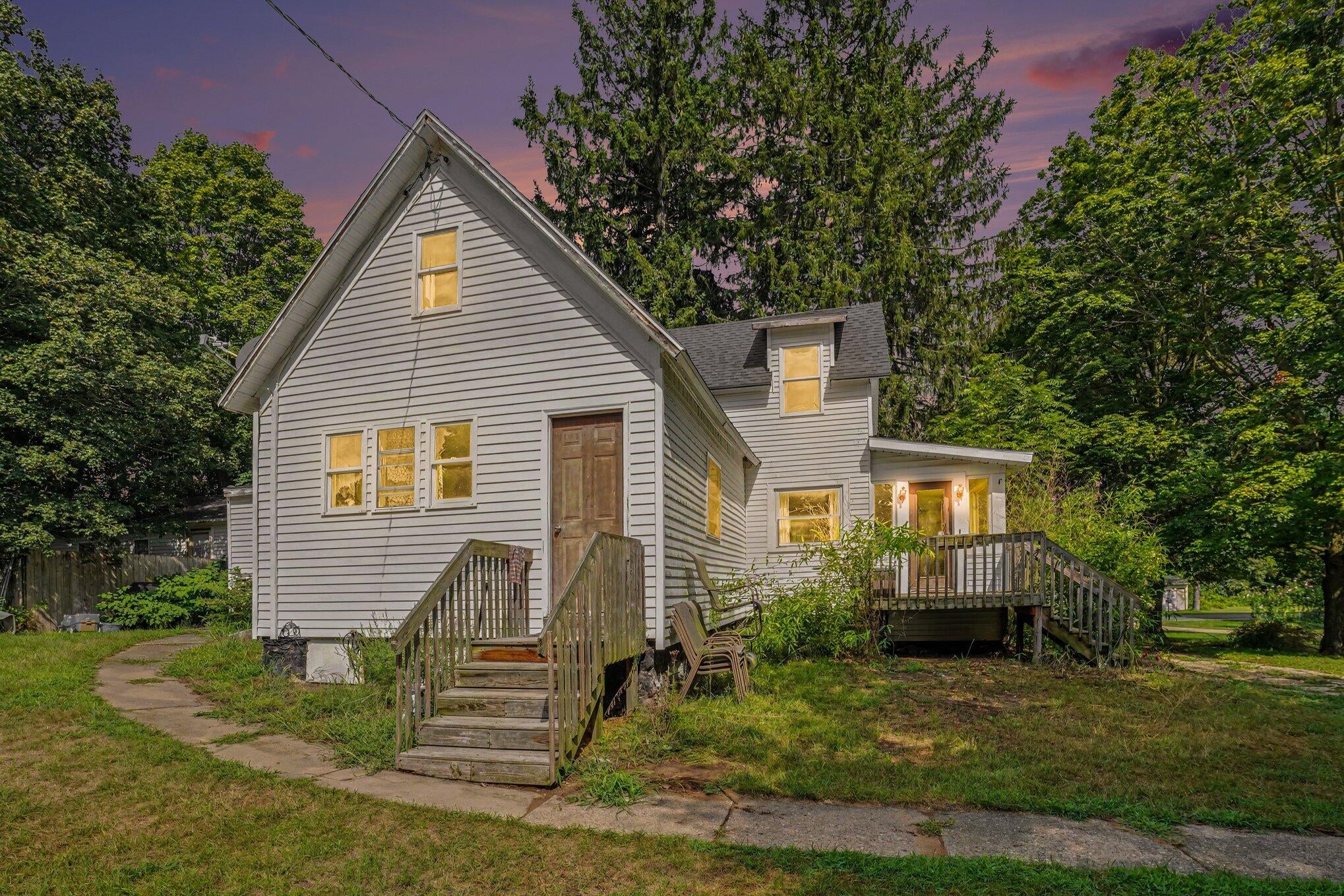 2379 Dumont Lake Road