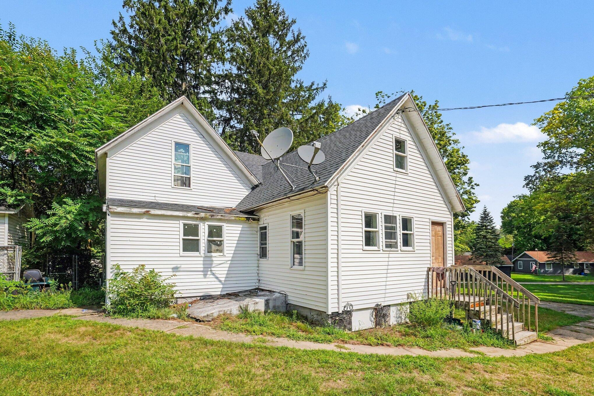 2379 Dumont Lake Road