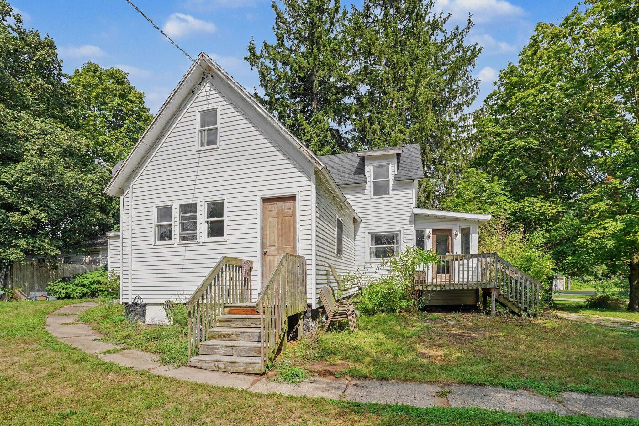 2379 Dumont Lake Road