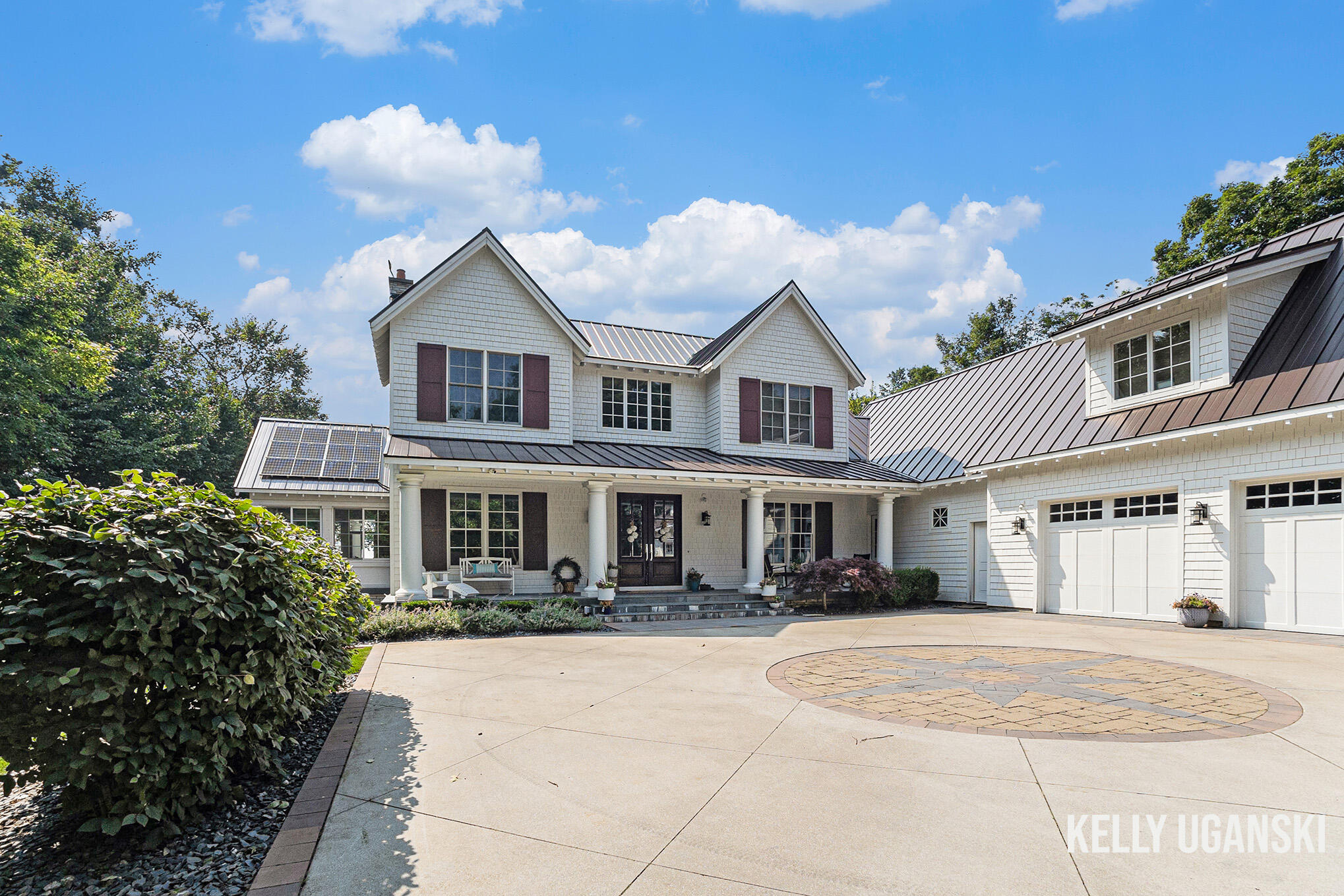 2275 North Scenic Drive