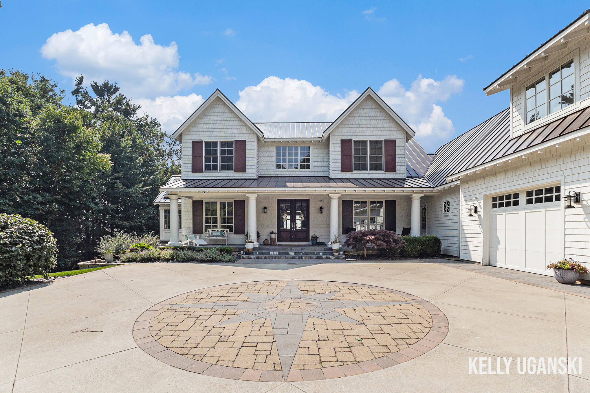 2275 North Scenic Drive