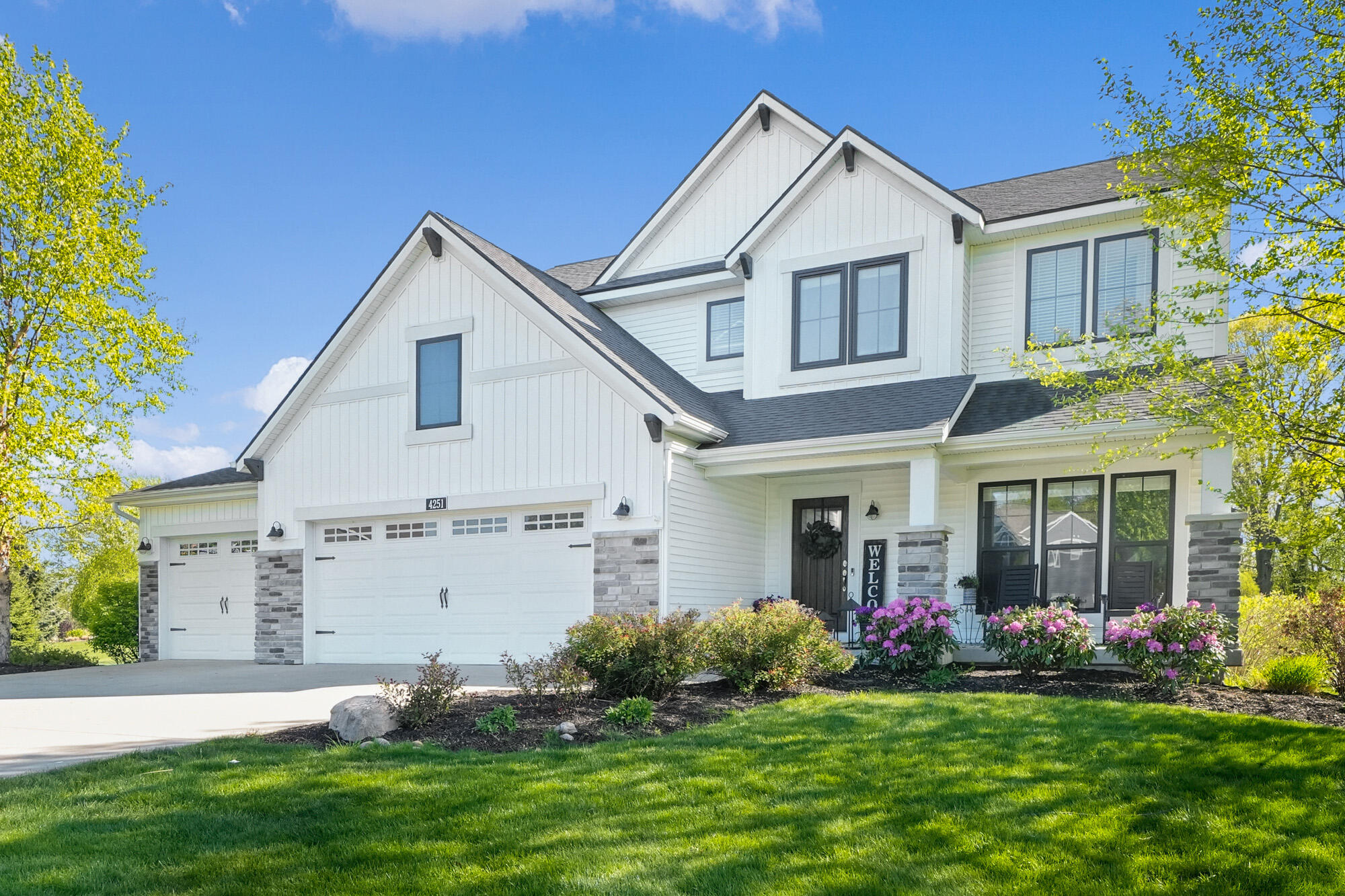 4251 Settlers Ridge Road NE