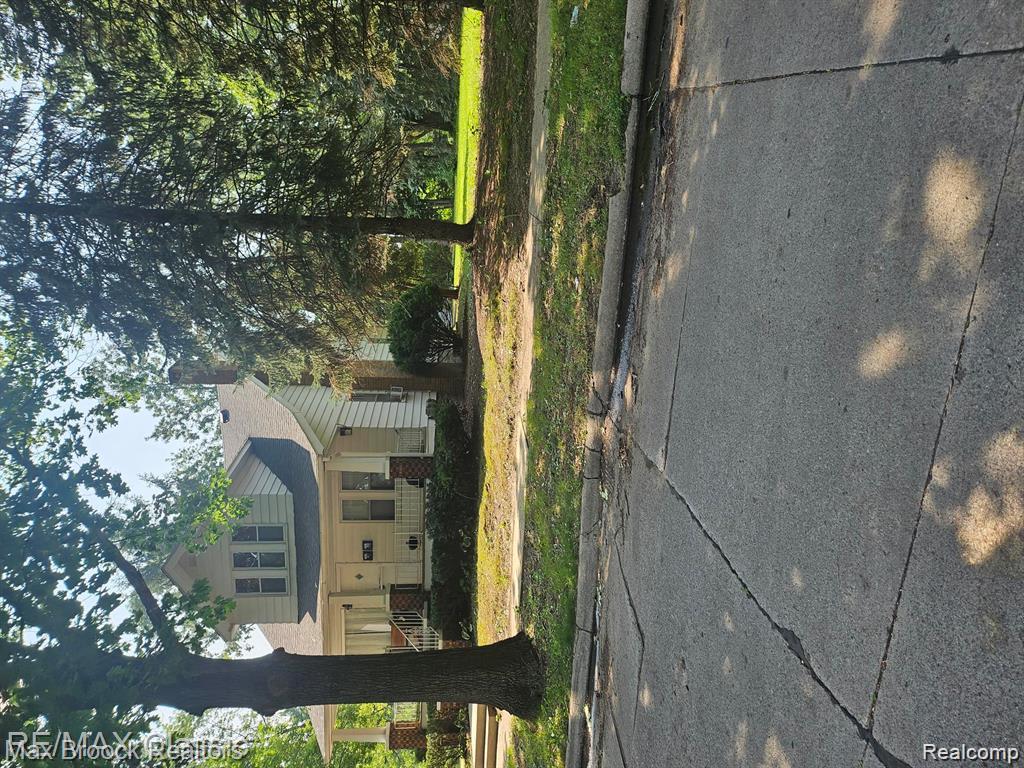 17951 Prospect Street