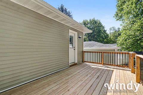 Tiny photo for 226 S Barker Street, New Buffalo City, MI 49117 (MLS # 65026025903)