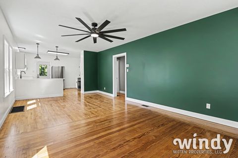 Tiny photo for 226 S Barker Street, New Buffalo City, MI 49117 (MLS # 65026025903)