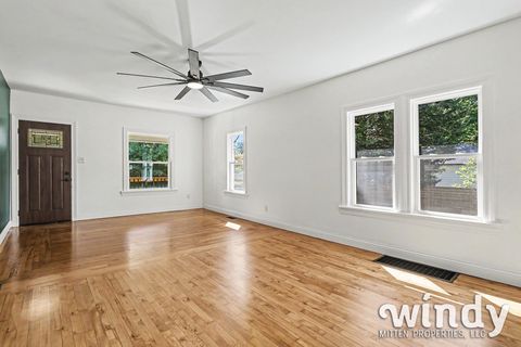 Tiny photo for 226 S Barker Street, New Buffalo City, MI 49117 (MLS # 65026025903)
