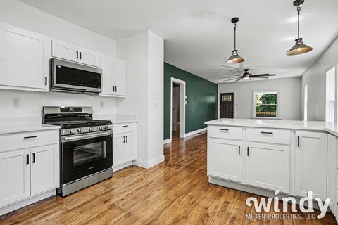 Tiny photo for 226 S Barker Street, New Buffalo City, MI 49117 (MLS # 65026025903)