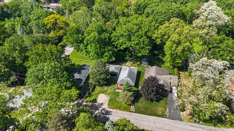 Tiny photo for 226 S Barker Street, New Buffalo City, MI 49117 (MLS # 65026025903)