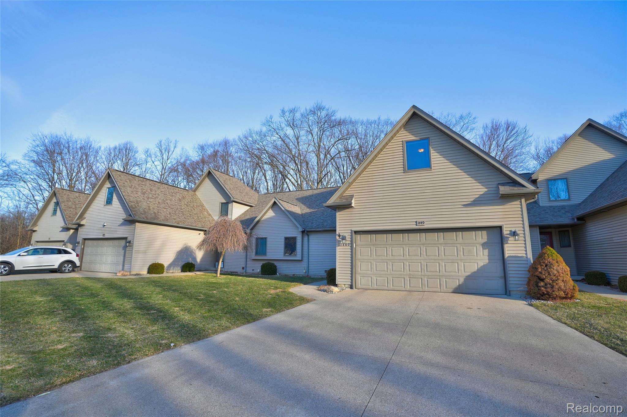 1449 Sunset Boulevard