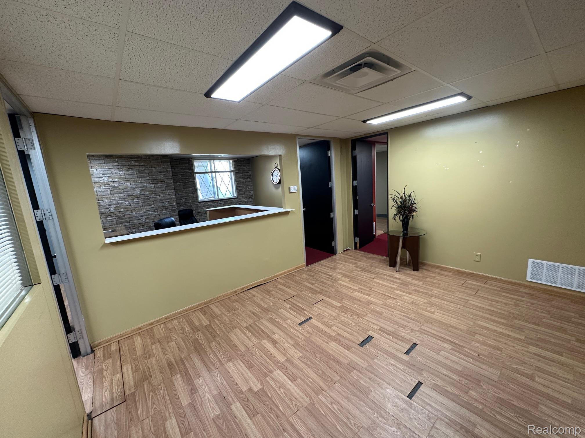 25140 Lahser Road C113