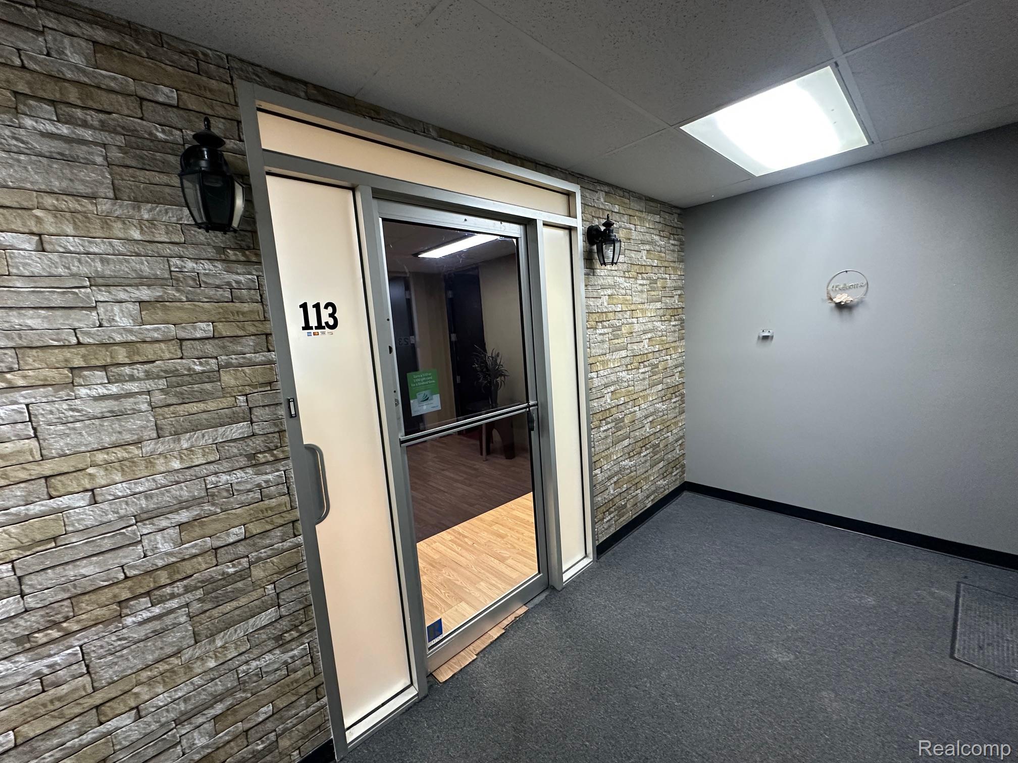25140 Lahser Road C113
