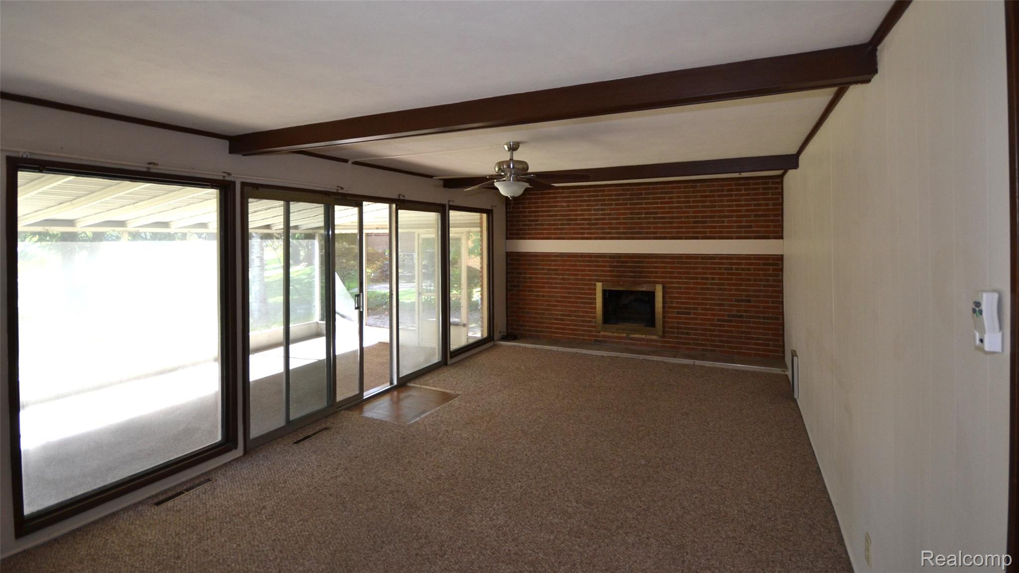 Bloomfield Hills City, Michigan 48302, United States, 3 Bedrooms Bedrooms, ,2 BathroomsBathrooms,Residential,Active,207379