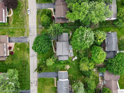 Tiny photo for 7456 Glengrove Drive, Bloomfield Charter Township, MI 48301 (MLS # 20261036838)