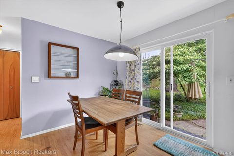 Tiny photo for 7456 Glengrove Drive, Bloomfield Charter Township, MI 48301 (MLS # 20261036838)