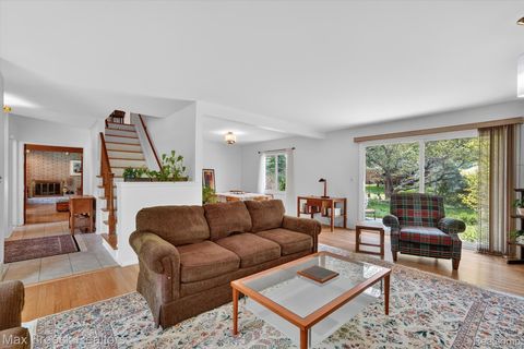 Tiny photo for 7456 Glengrove Drive, Bloomfield Charter Township, MI 48301 (MLS # 20261036838)