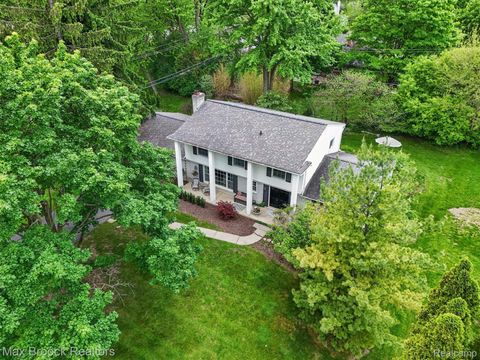 Tiny photo for 7456 Glengrove Drive, Bloomfield Charter Township, MI 48301 (MLS # 20261036838)