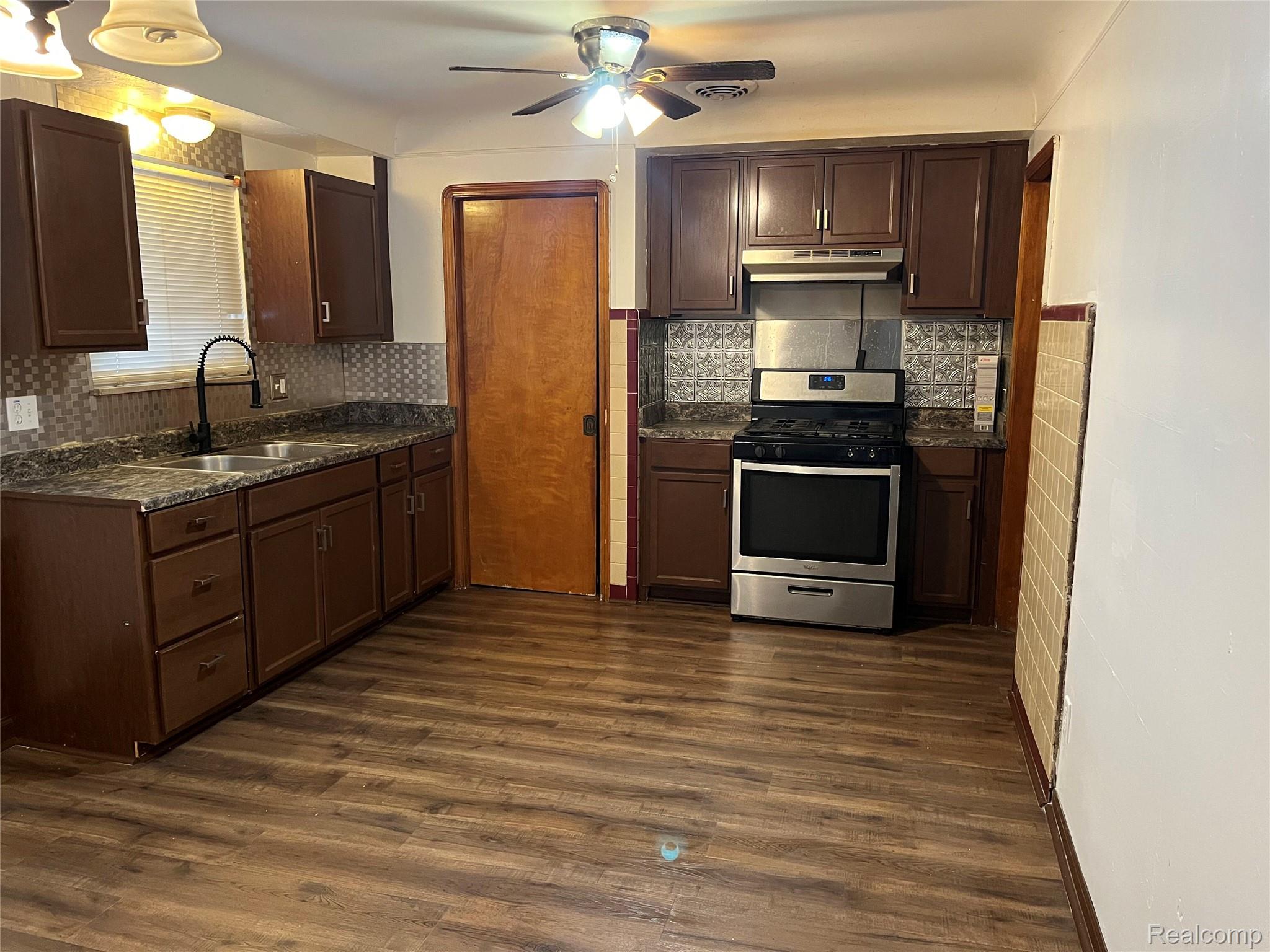 19710 Greeley Street