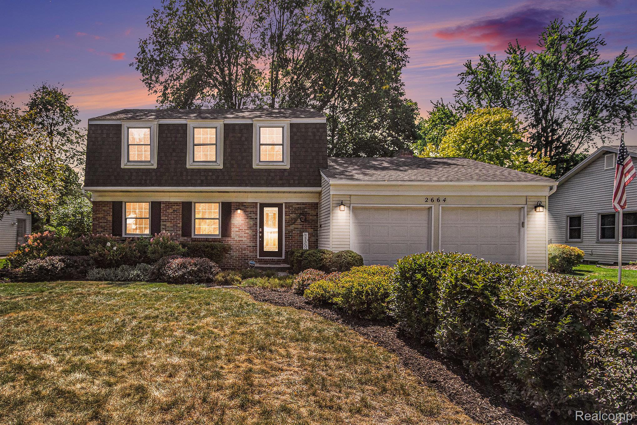 Troy City, Michigan 48085, United States, 3 Bedrooms Bedrooms, ,3 BathroomsBathrooms,Residential,Pending,209186