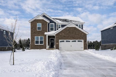 2882 Trillium Hills Drive Commerce Charter Township MI 48382
