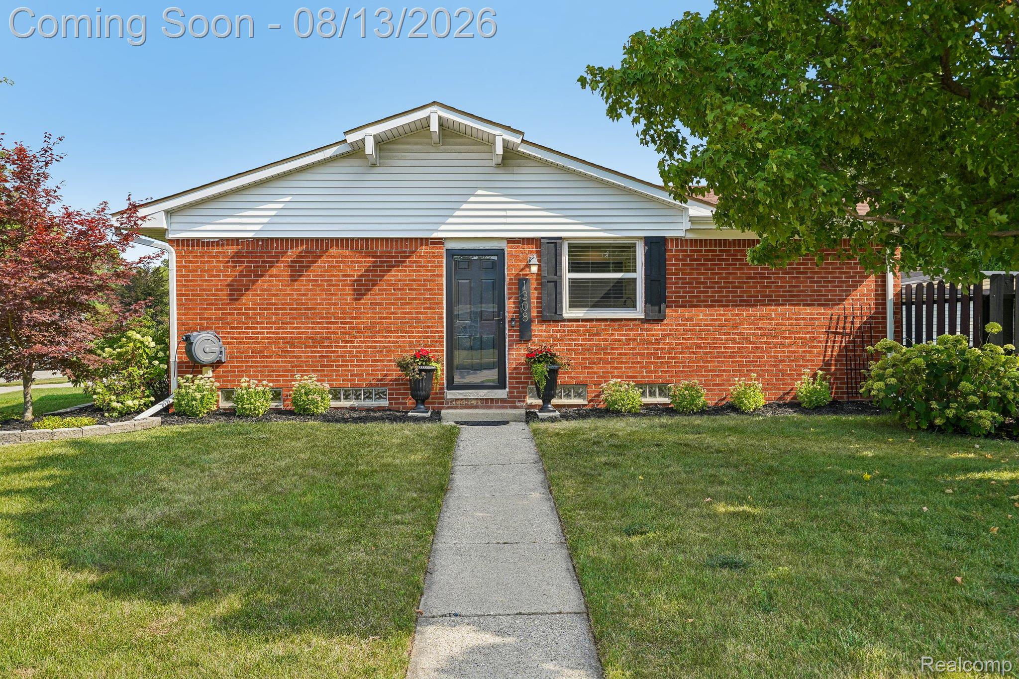 1308 Longfellow Drive