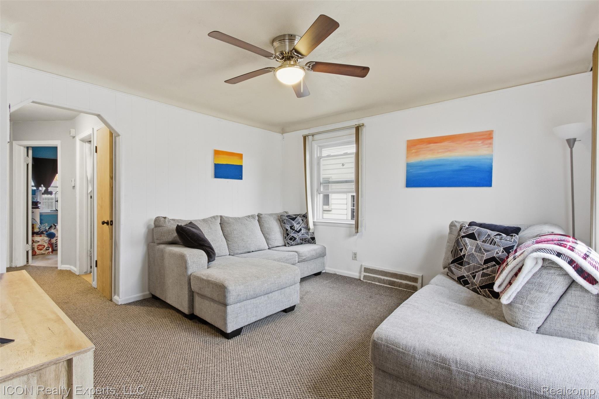 411 N Stephenson Highway