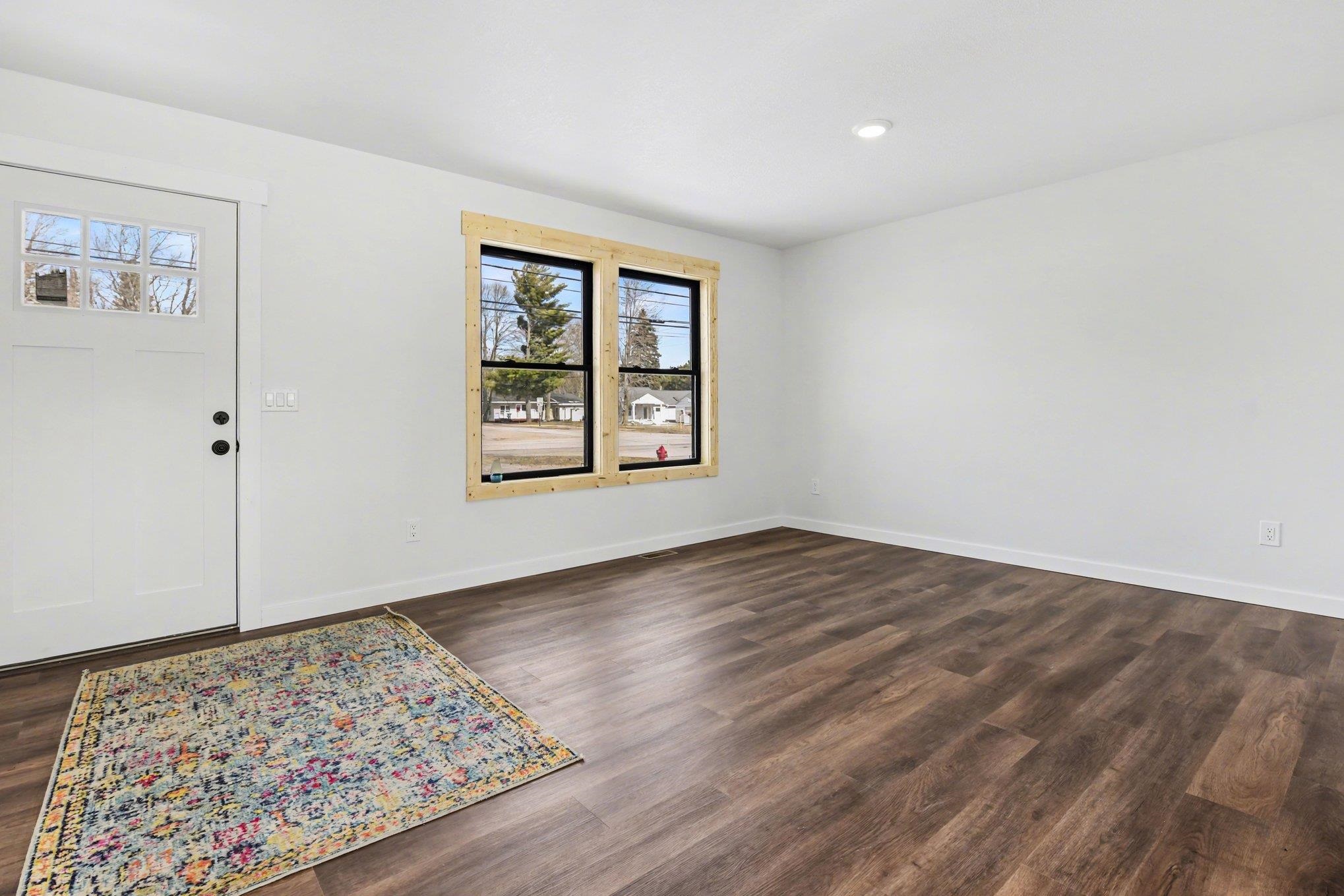 120 E Seventh Street