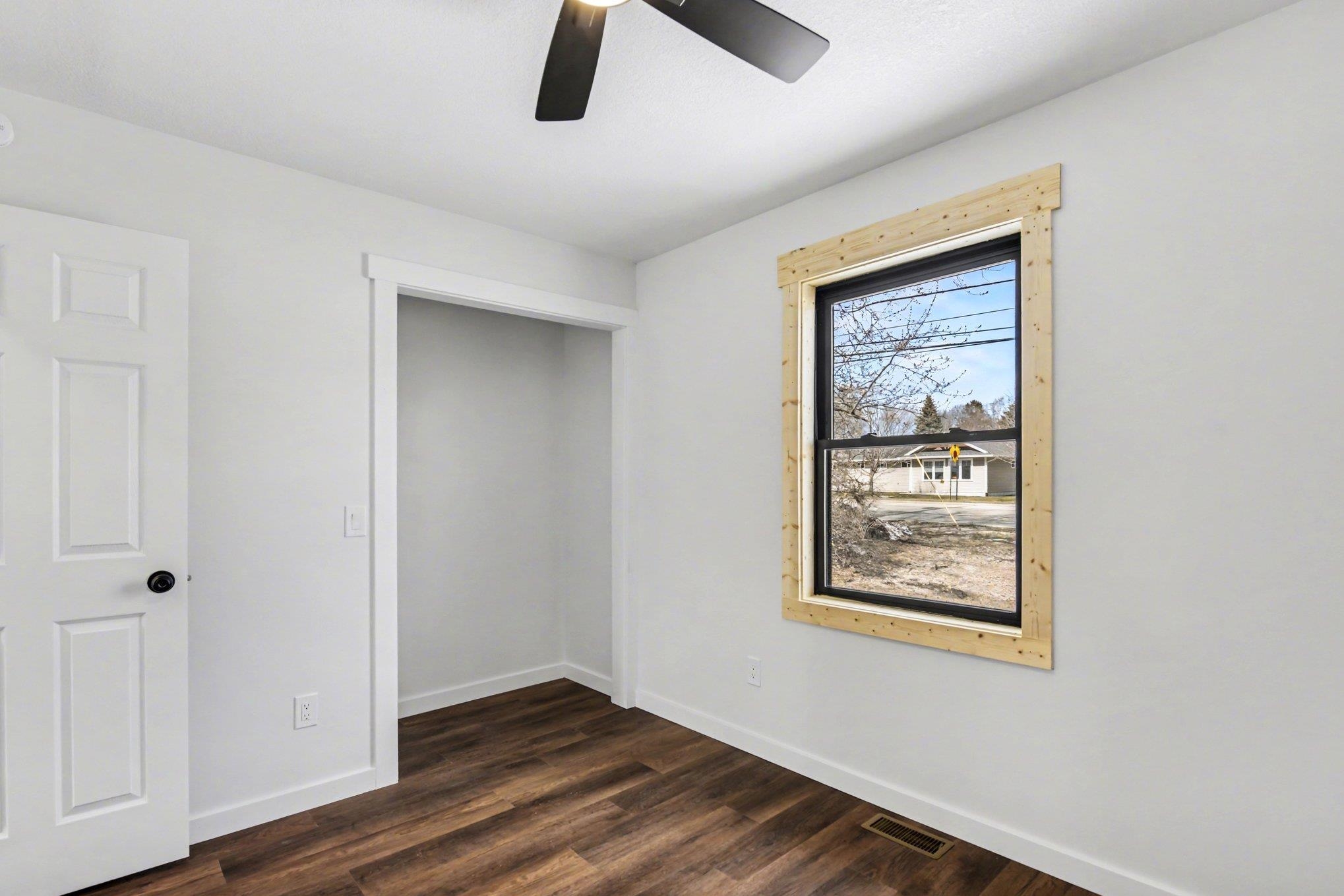 120 E Seventh Street