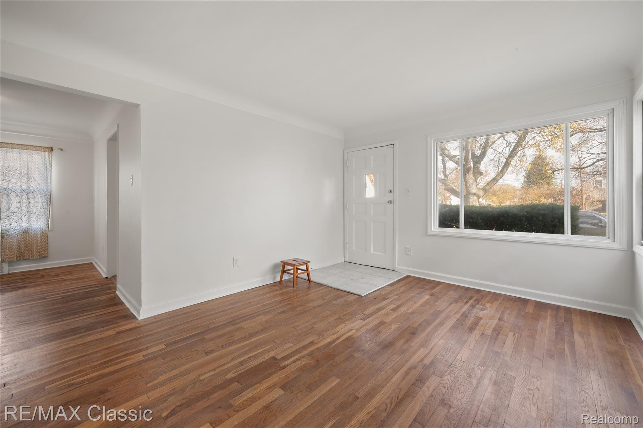 20747 Caledonia Avenue