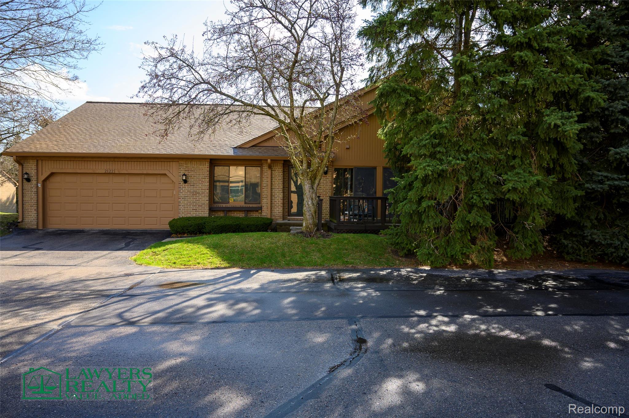 2122 London Bridge Drive