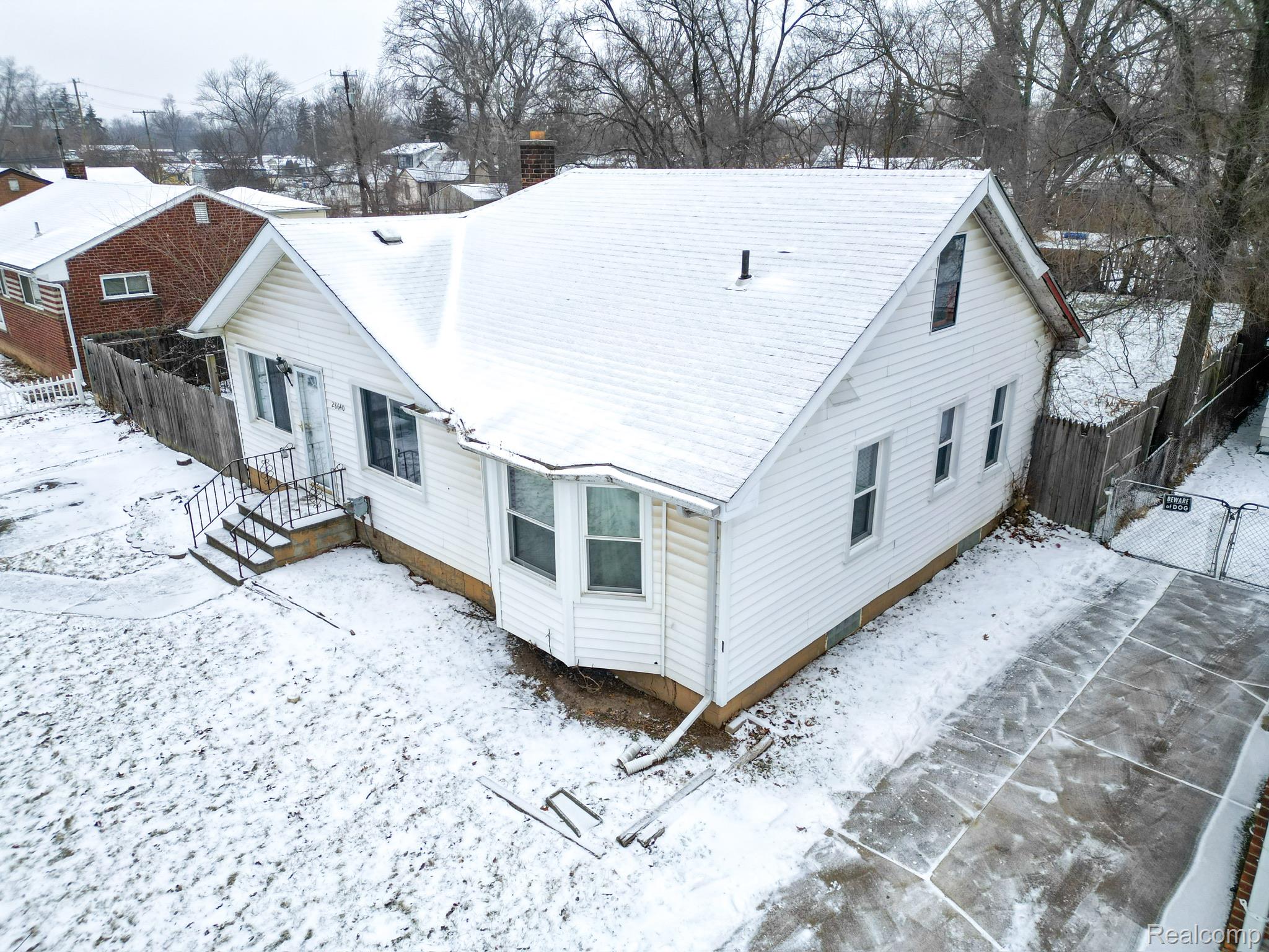 28640 Oakwood Street