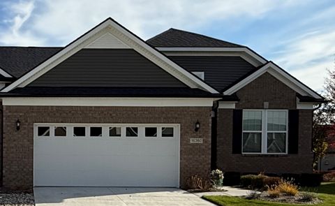 42808 ARBOR Drive Clinton Charter Township Macomb MI 48038