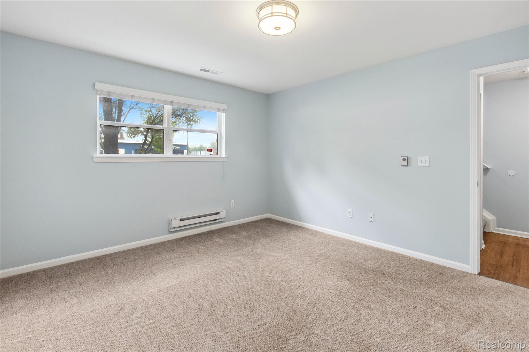 Detroit City, Michigan 48202, United States, 3 Bedrooms Bedrooms, ,3 BathroomsBathrooms,Residential,Active,154448