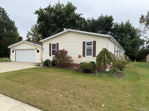 162 Brookfield Swartz Creek City MI 48473