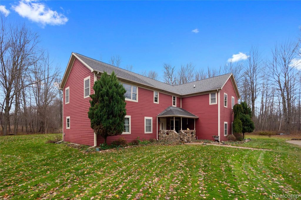 Photo of 2222 Loree Road, Washington Township, MI 48401 (MLS # 20251054439)