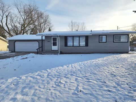4955 Hepburn Road Saginaw Charter Township MI 48603